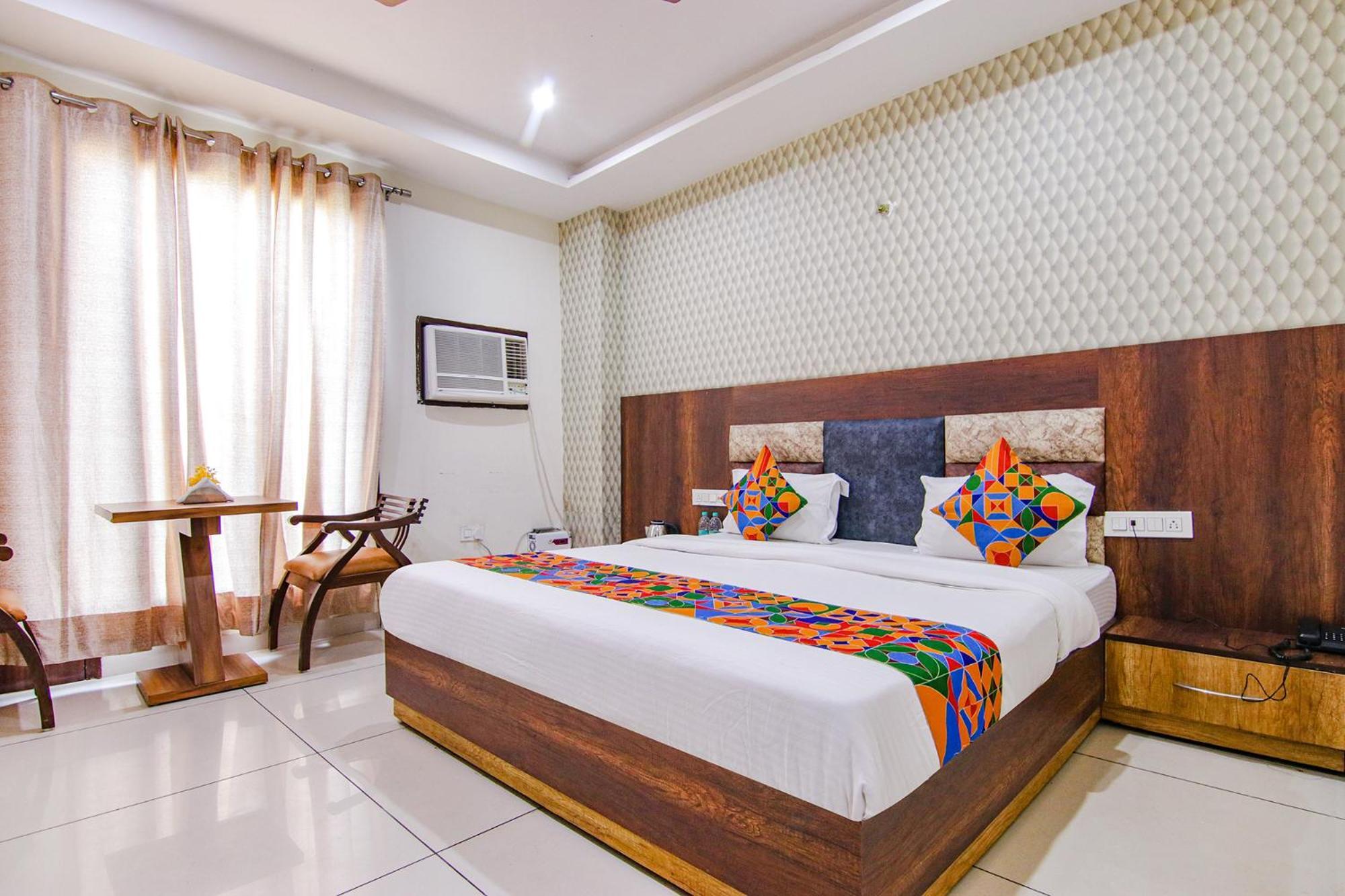 Fabhotel Lime Wood Mohali Екстериор снимка