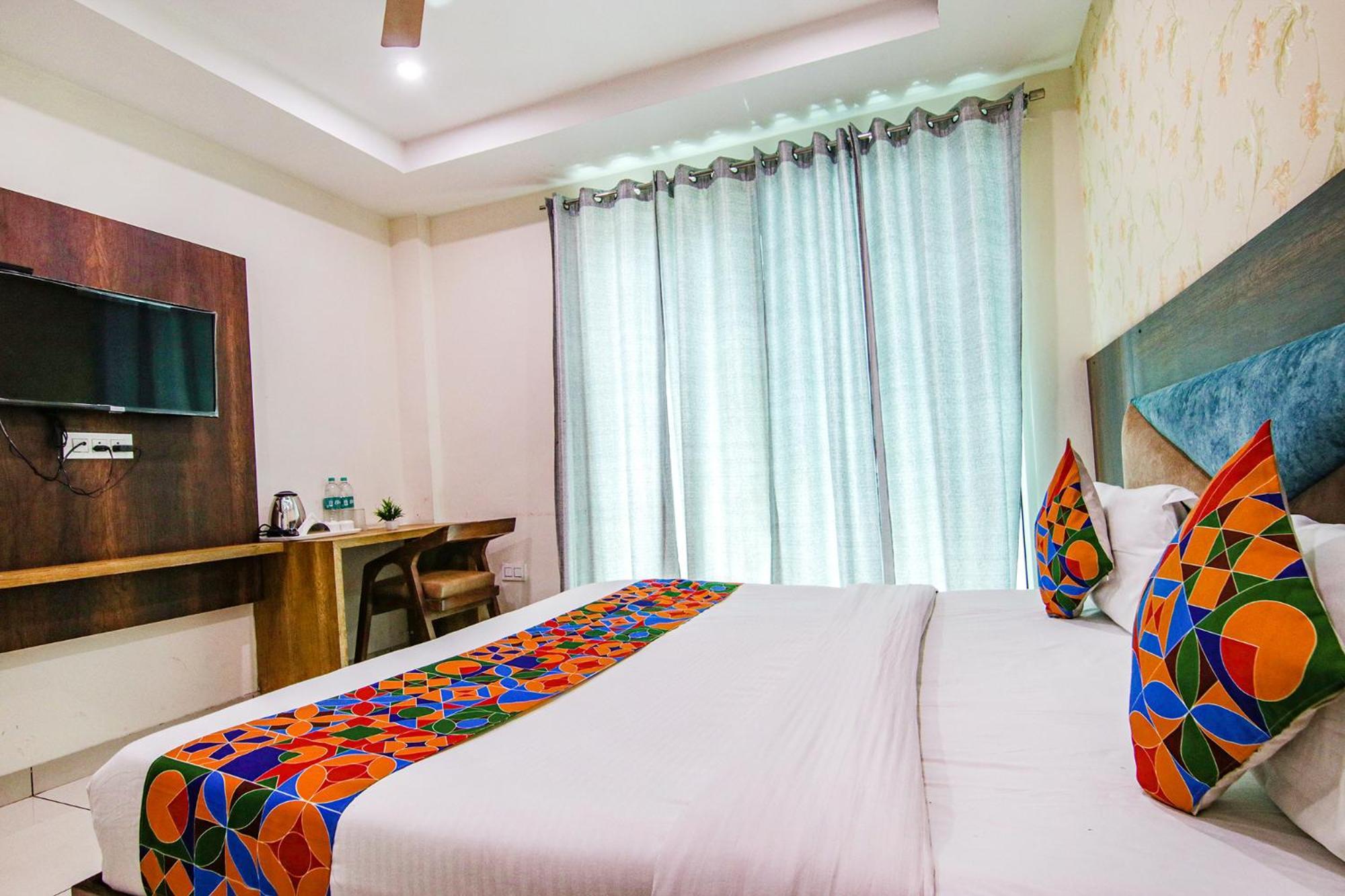 Fabhotel Lime Wood Mohali Екстериор снимка